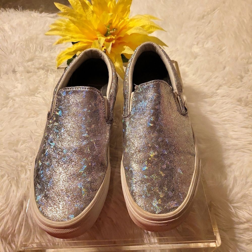 Halogen van's off the wall ladies size8 men's size6.5 in EUC,
